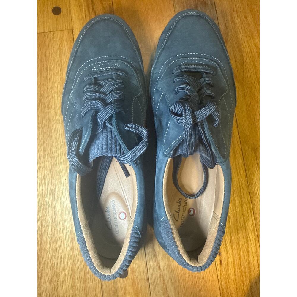NEW Clarks Women's Appley Tie Sneakers 9 Wide Navy Nubuck Comfort Shoe - Picture 3 of 8